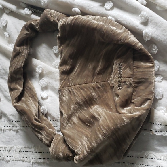 Steve MaddenBnitasha Knotted-Handle Belt Bag taupe - Picture 6 of 8